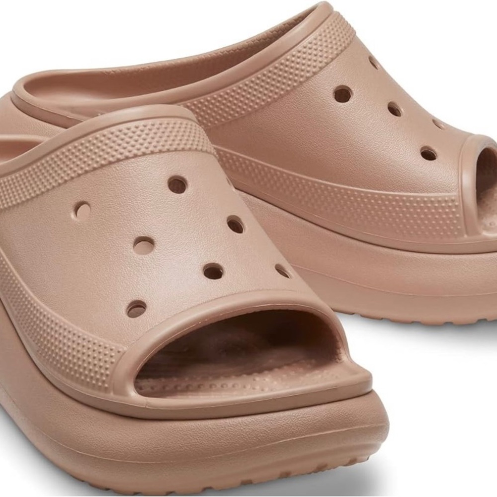 CROCS Platform Slide Mules in Blush